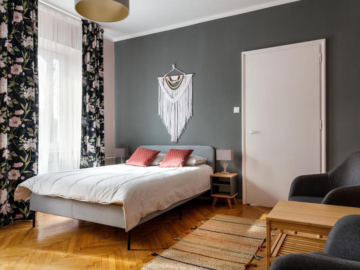 Apartament Zakatek Z Dwiema Sypialniami Bielsko-Biała Esterno foto